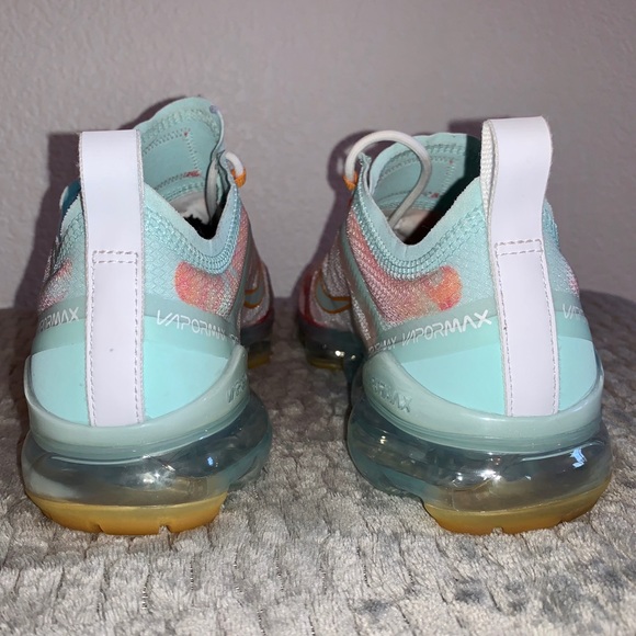 Nike VaporMax 2019 - Picture 4 of 6
